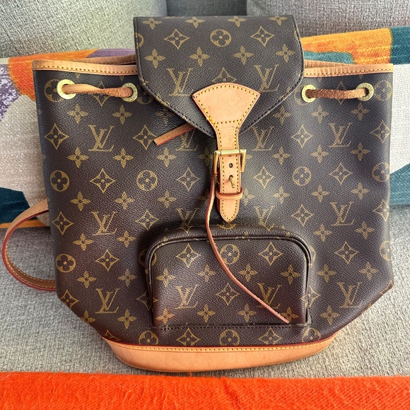 Louis Vuitton Montsouris monogram backpack - Picture 11 of 12